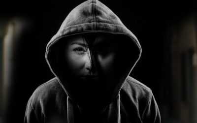 Milano: a “scuola” di violenza dalle femministe