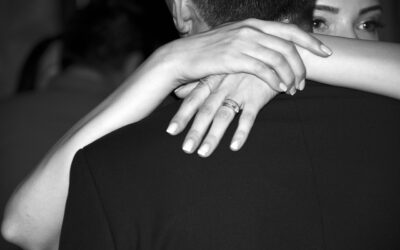 6/12/1975, femministe urlanti e aggressive: la donna può essere altro