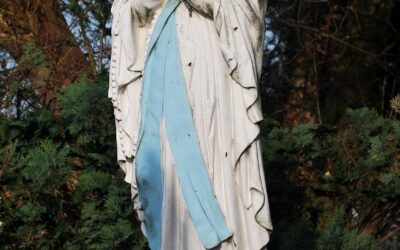 Il mese di Maggio, la devozione della Chiesa cattolica e dei fedeli