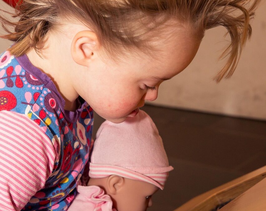 Abortire bimbi con sindrome di Down: testimonianza di dolore (video)