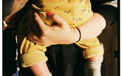 Cinisello Balsamo: il coraggio di far nascere un bimbo e la solitudine di una mamma.